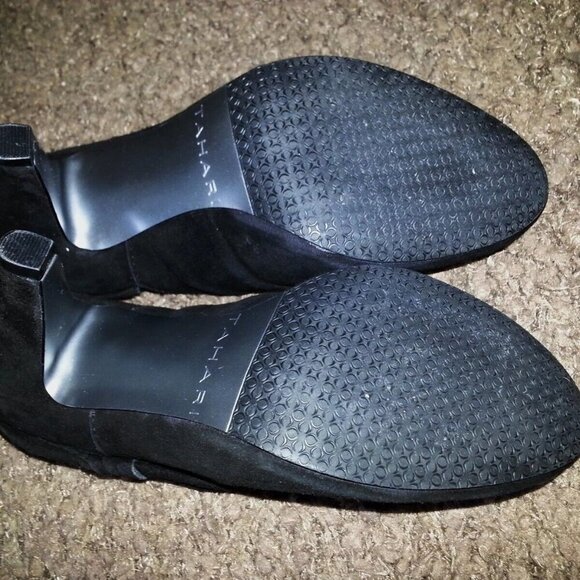 TAHARI-Grant-Black Suede-Round Toe Booties-Sz 6M-New-No Box - Picture 6 of 7